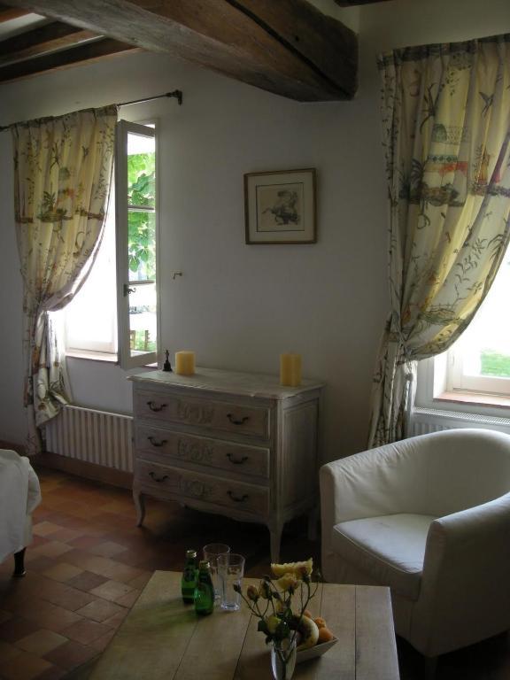 La Touche Bed and Breakfast Menetou-sur-Nahon Habitación foto