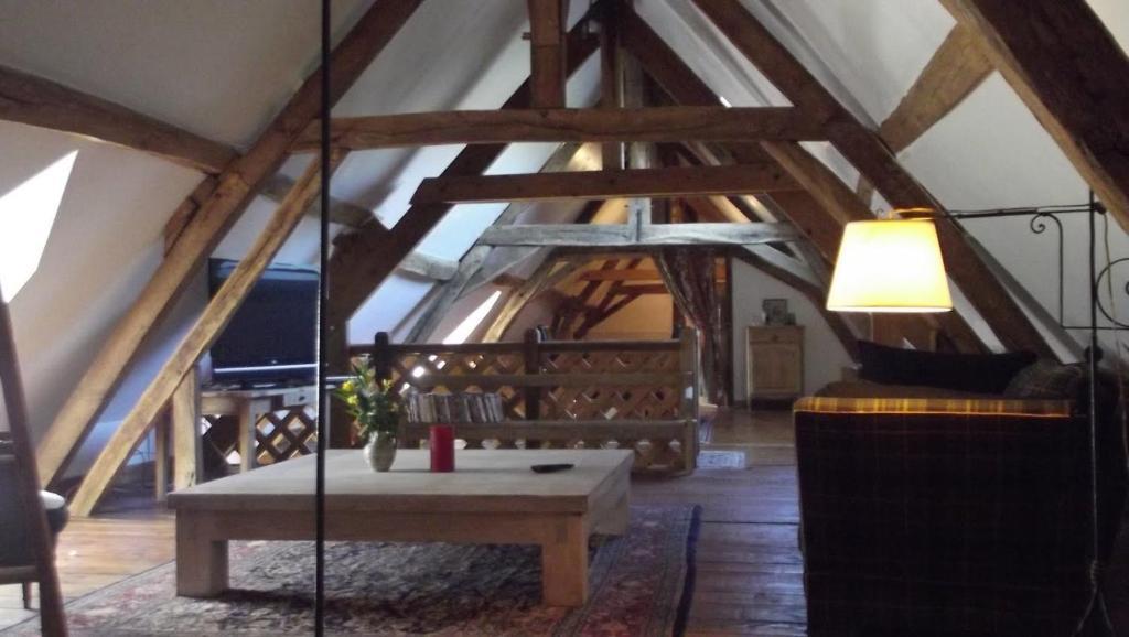 La Touche Bed and Breakfast Menetou-sur-Nahon Habitación foto